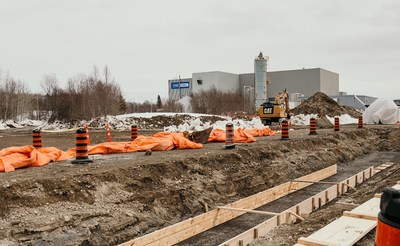 Preparing foundations along north wall of Solvent Extraction Plant (CNW Group/Electra Battery Materials Corporation)