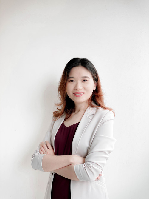 Paybotic CEO Eveline Dang Introduces Scholarship Program to Help Students with Higher Education Pursuits