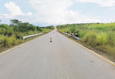 Fotografía: Vista de la autopista Quitexe-Ambuila en la provincia de Uíge en Angola, construida por China Railway No.4 Engineering Group Co., Ltd (CREC4) (PRNewsfoto/Xinhua Silk Road)