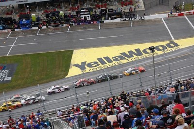 YellaWood500 at Talladega Superspeedway.