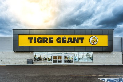 Giant Tiger Stores Limited a annoncé aujourd’hui l’ouverture officielle d’un nouveau magasin le samedi 9 avril à Saint-Eustache (Québec). (Groupe CNW/Giant Tiger Stores Limited)