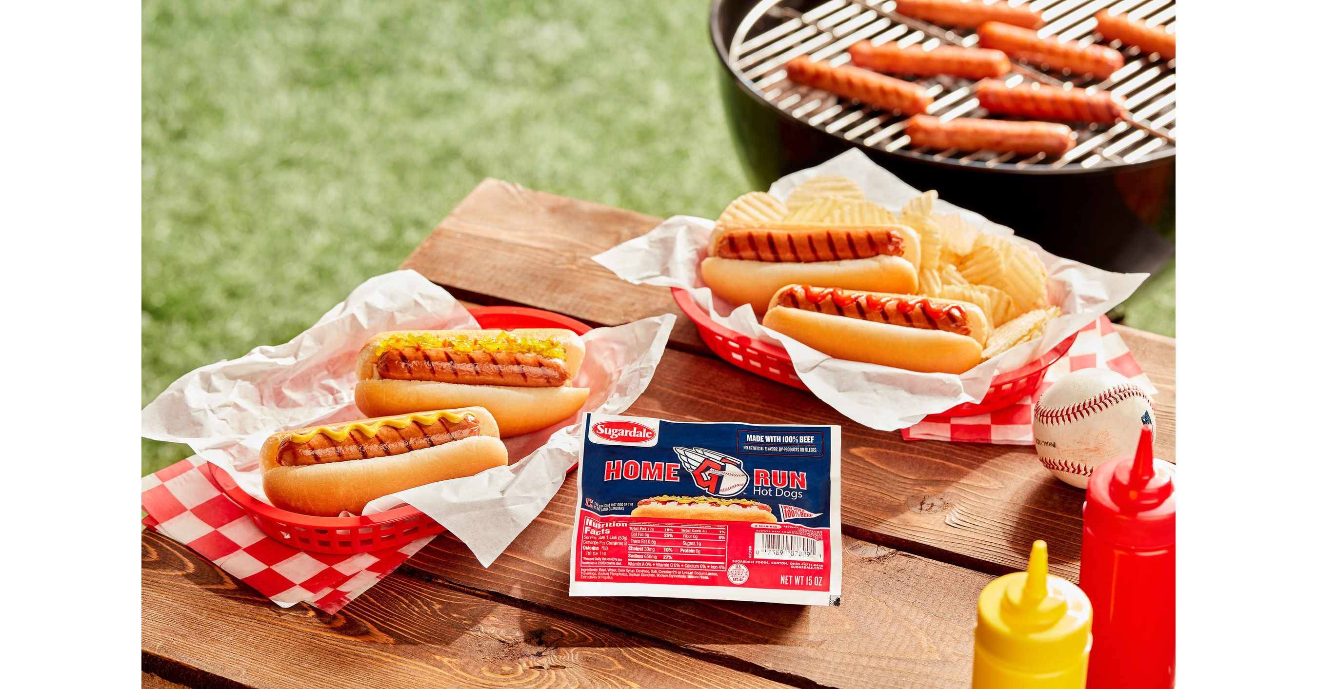 Here's how to get hot dogs, pizza and other ballpark fare from the