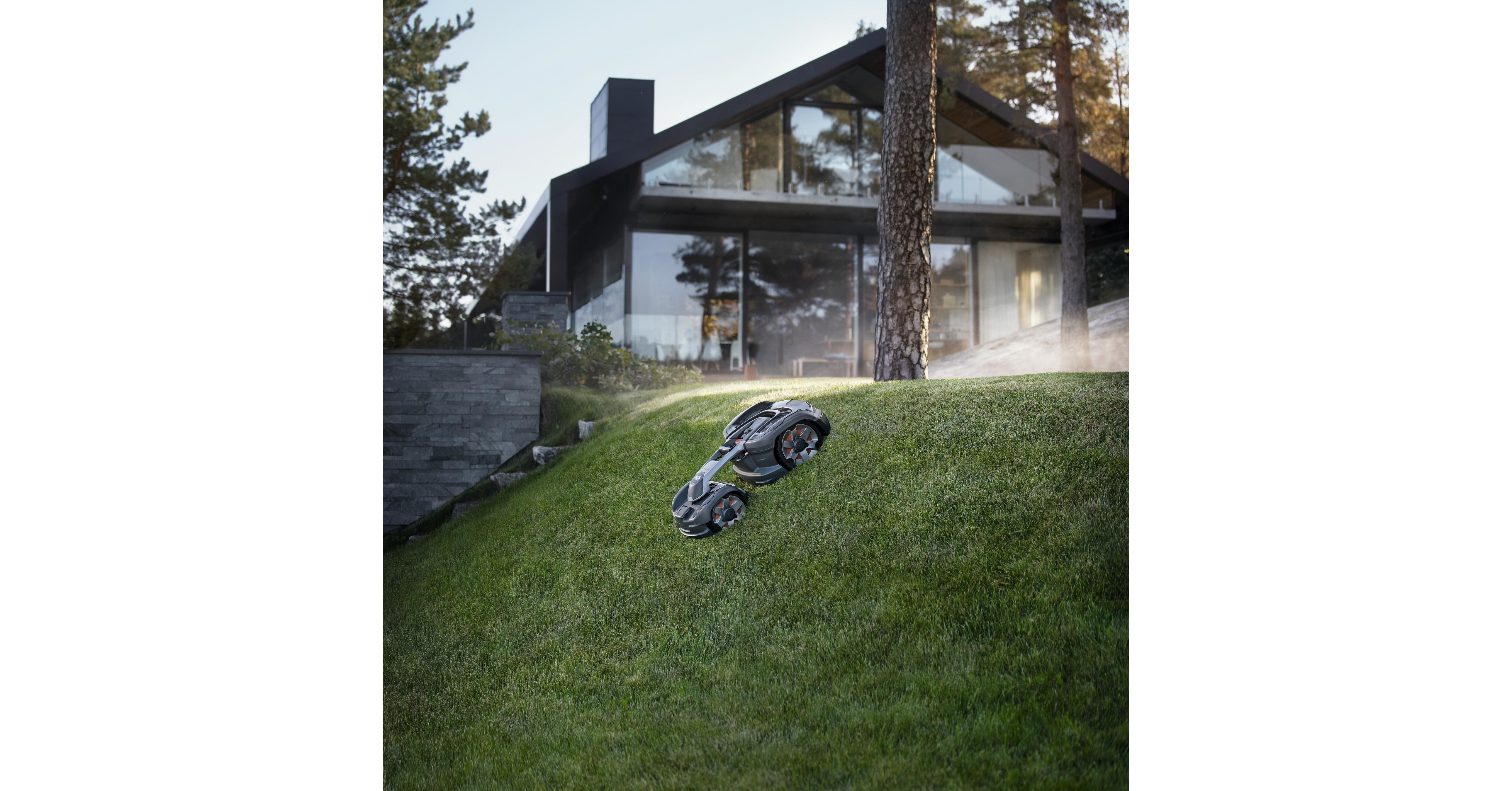 HUSQVARNA CELEBRATES NATIONAL LAWN CARE MONTH WITH LAUNCH OF DALLAS