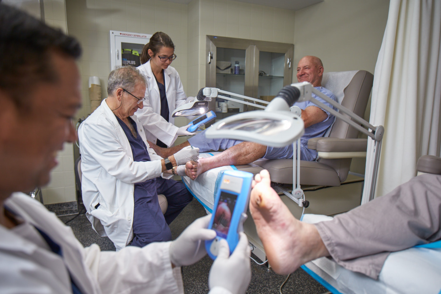 Unable to view the image, Please provide a valid URL.