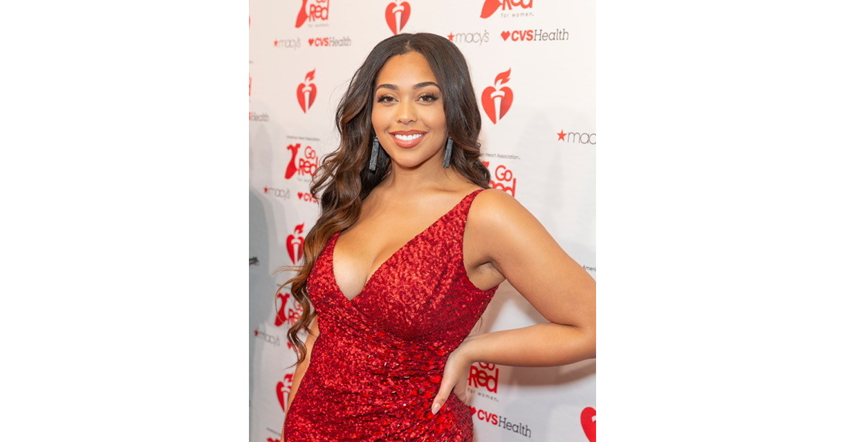 jordyn woods attends the energy independence pre-oscar party in los  angeles-260322_6
