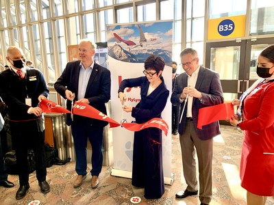 ULTRA-AFFORDABLE LYNX AIR TAKES OFF