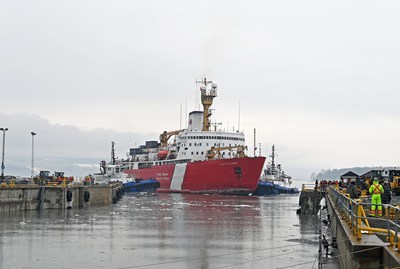 Avis aux médias - Le plus grand brise-glace du Canada arrive au Chantier Davie pour d'importants travaux de réfection