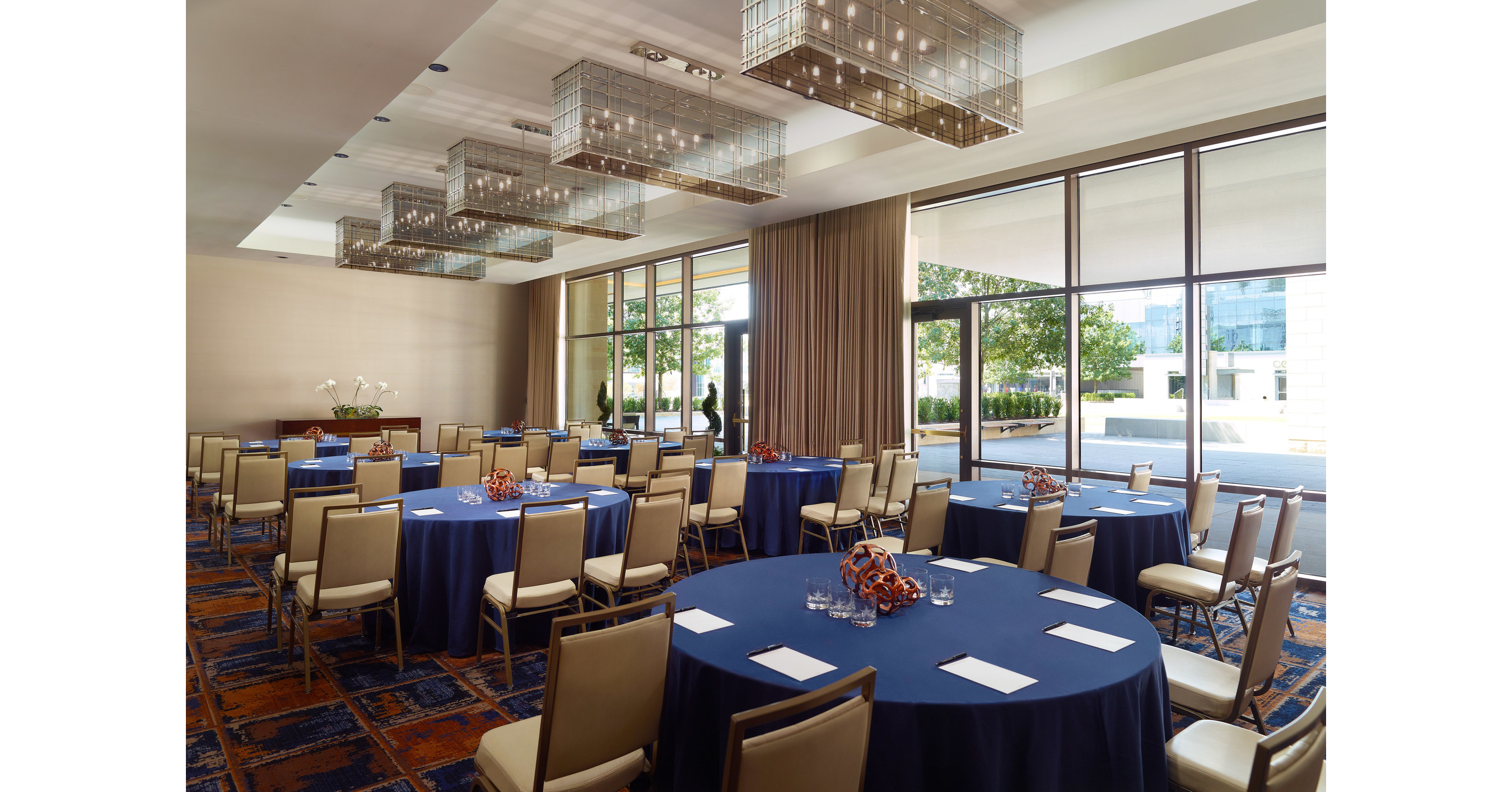 Omni Hotels & Resorts First Brand to Launch Seamless Instant