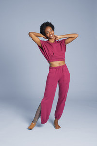 Social Impact Company Slick Chicks Launches New Line of Accessible, Stylish  Loungewear