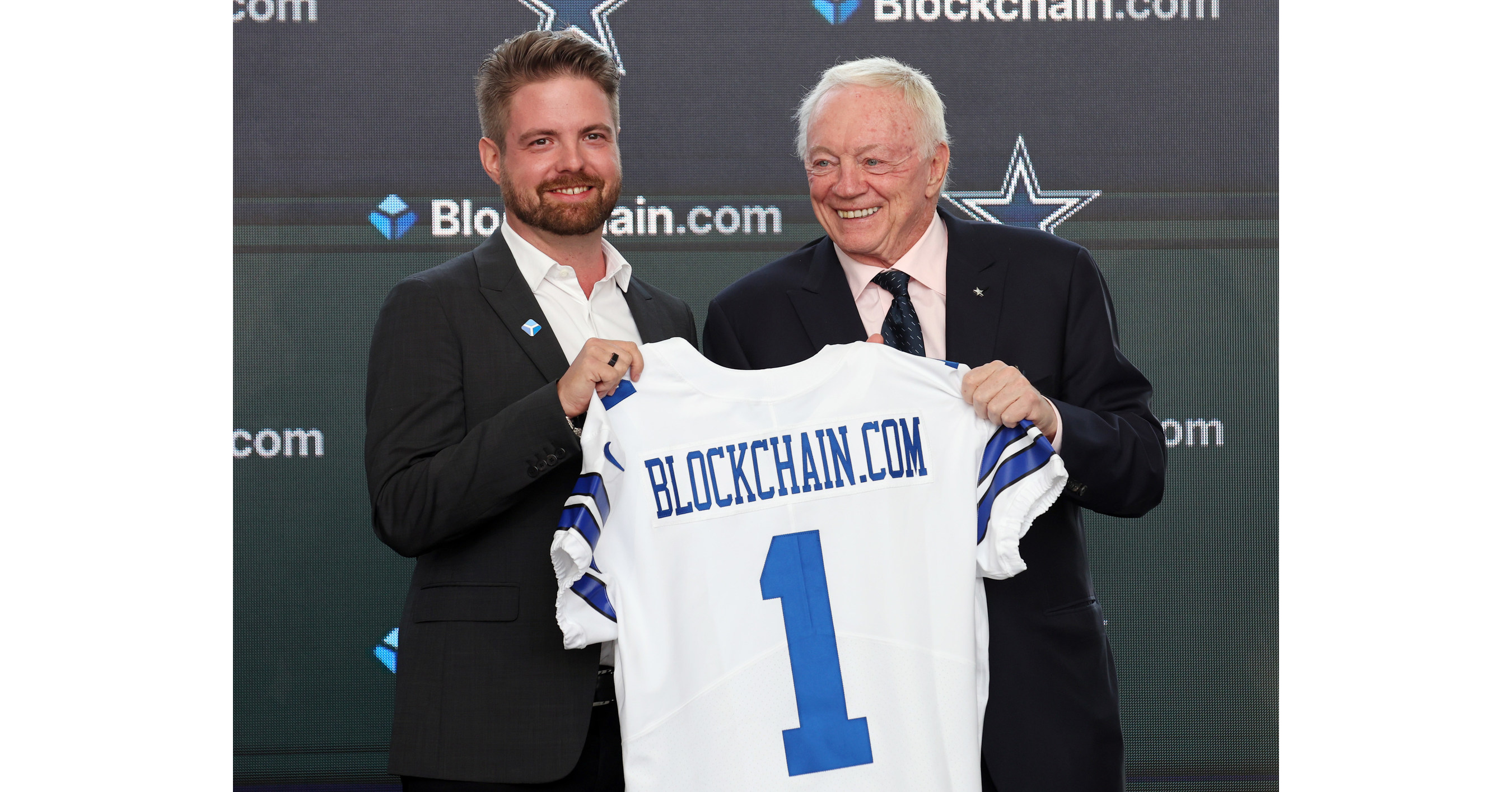 Why Jerry Jones Was Interested In Blockchain.com Partnership - TheStreet