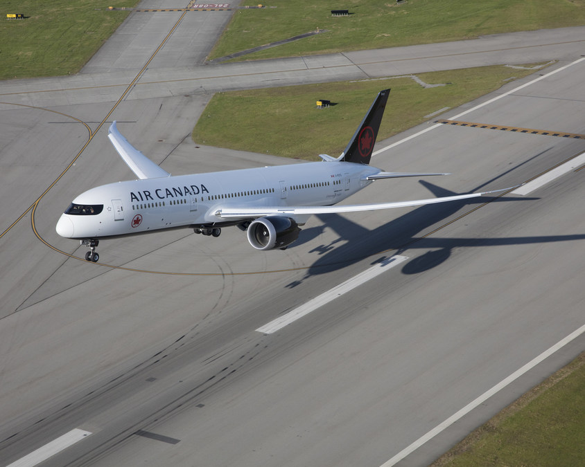 Air Canada's One-Day Passenger Load Exceeds 100,000 Customers - Vimarsana News