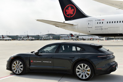 Air Canada has signed an agreement with Porsche Cars Canada, Ltd. to be the exclusive vehicle supplier of the Air Canada Chauffeur Service. (CNW Group/Air Canada)