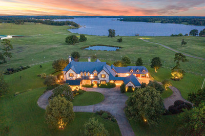 Bob Sandlin Ranch in Mount Vernon, Texas, represented by David Burgher and Harlan Ray