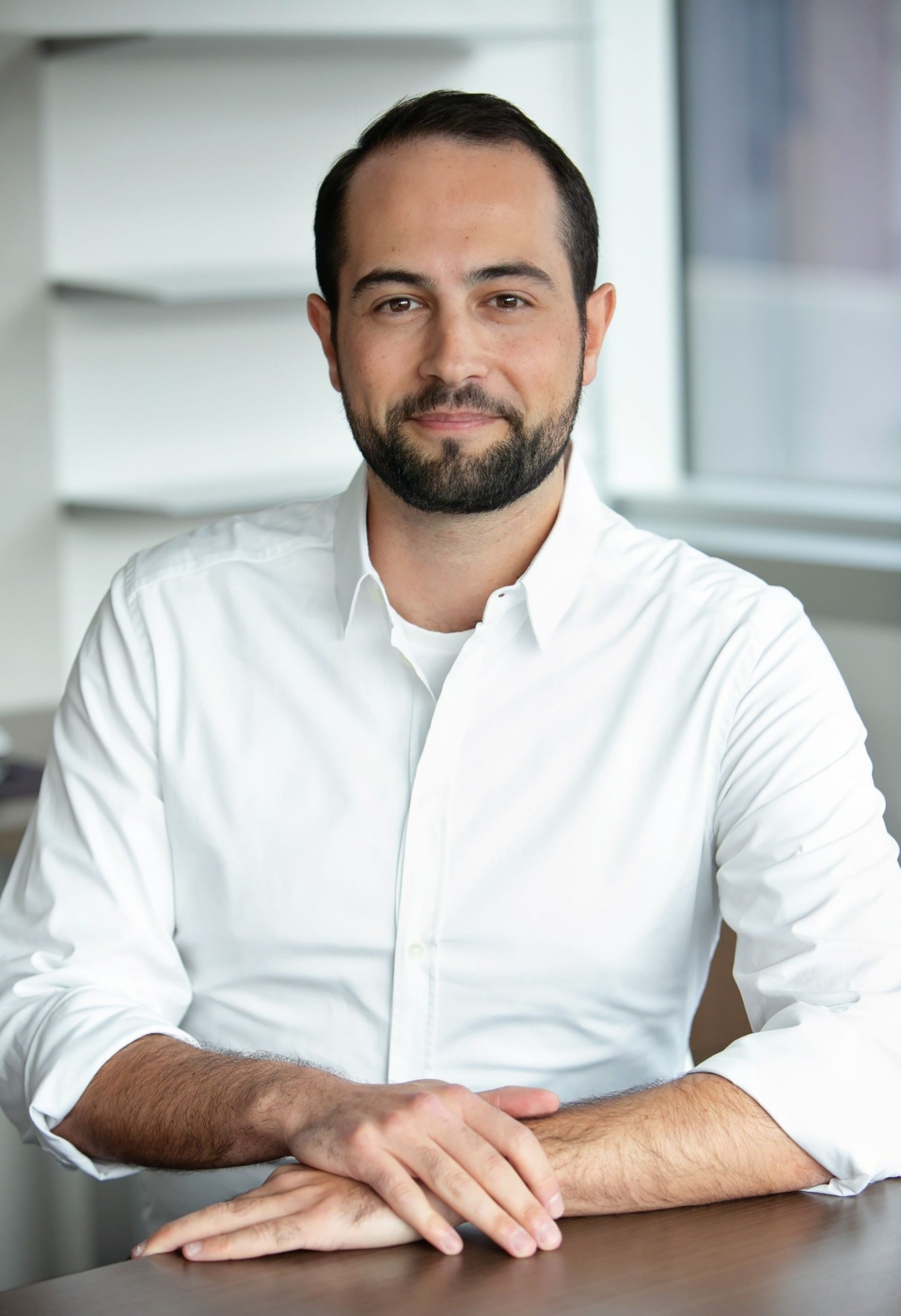 Unable to view the image, Please provide a valid URL.