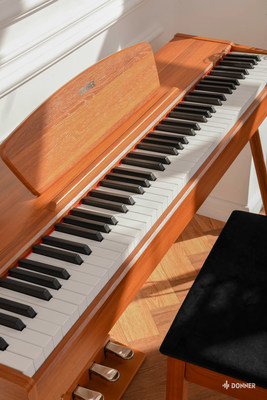 DONNER REIMAGINES DIGITAL PIANOS WITH THE VINTAGE, POWERFUL, AND ELEGANT DDP -80