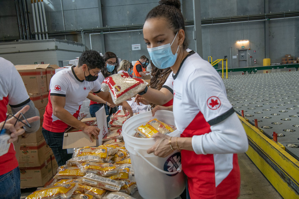 Air Canada, Airlink, Flexport.org and GlobalMedic Send Aid and Medical Supplies to Support Ukrainian Refugees on Second Special Humanitarian Flight - Vimarsana News