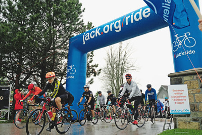 Jack Ride Le plus grand vnement cycliste canadien pour la sant mentale des jeunes revient ce mois-ci et rassemble  la fois des participant.e.s virtuel.le.s et en personne (Groupe CNW/Jack.org)