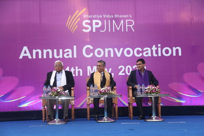 From left to right:  Chairman, SPJIMR's Governing Council  Mr. Deepak Parekh, Chief Guest, Dr. Anish Shah, Managing Director and CEO, Mahindra Group and Dean,  Dr. Varun Nagaraj,  at the SPJIMR Annual Convocation.