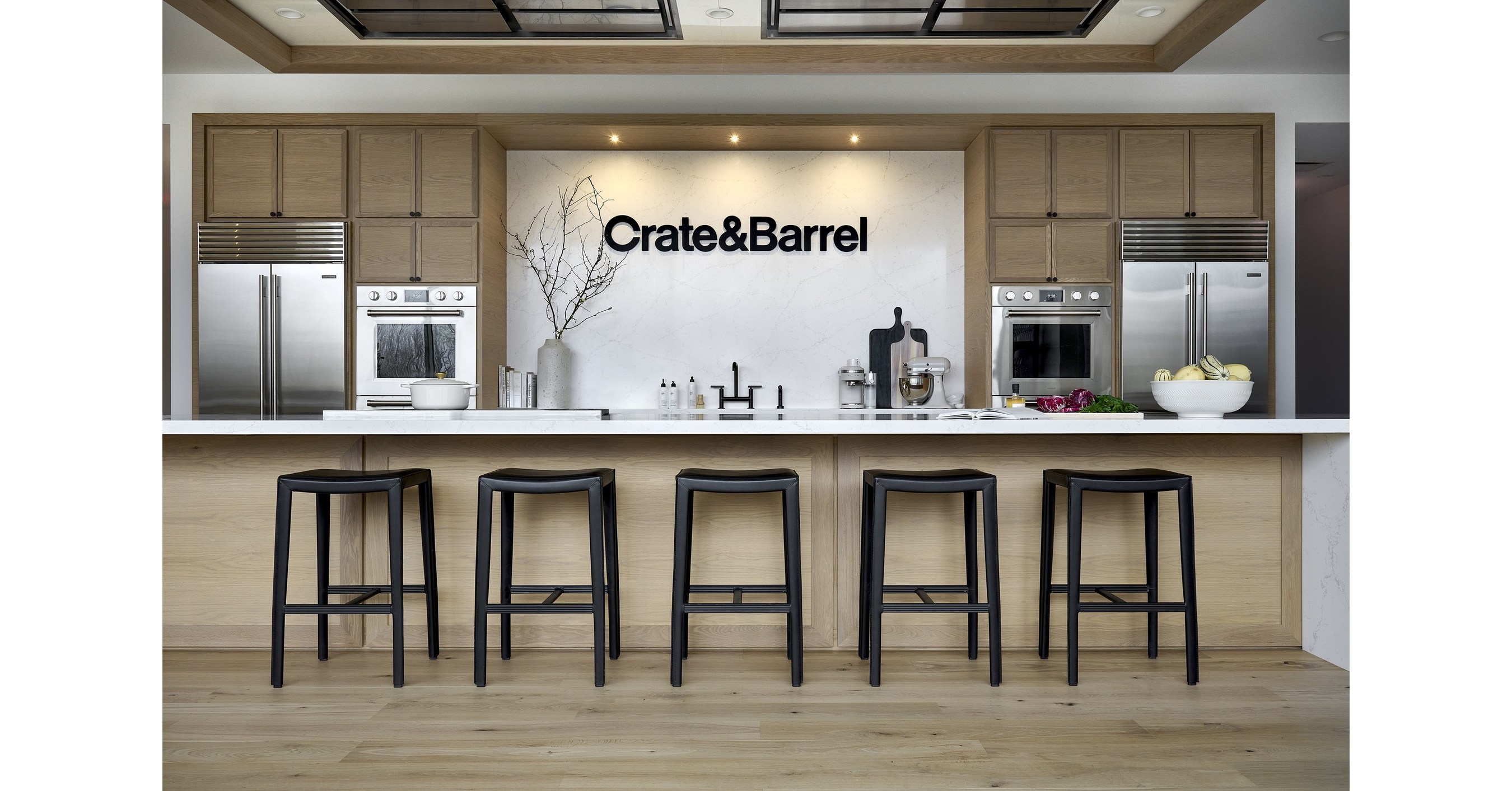 Caraway Expands Crate & Barrel Cookware Collaboration