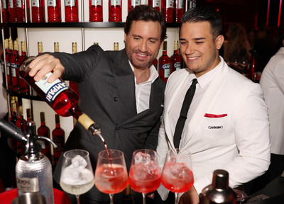 Actor and producer, Édgar Ramírez, member of the jury for this year's Festival de Cannes toasts to Campari's first year as an Official Partner of Festival de Cannes at an unforgettable evening that saw each guest become the protagonist of a series of immersive cinema moments. 