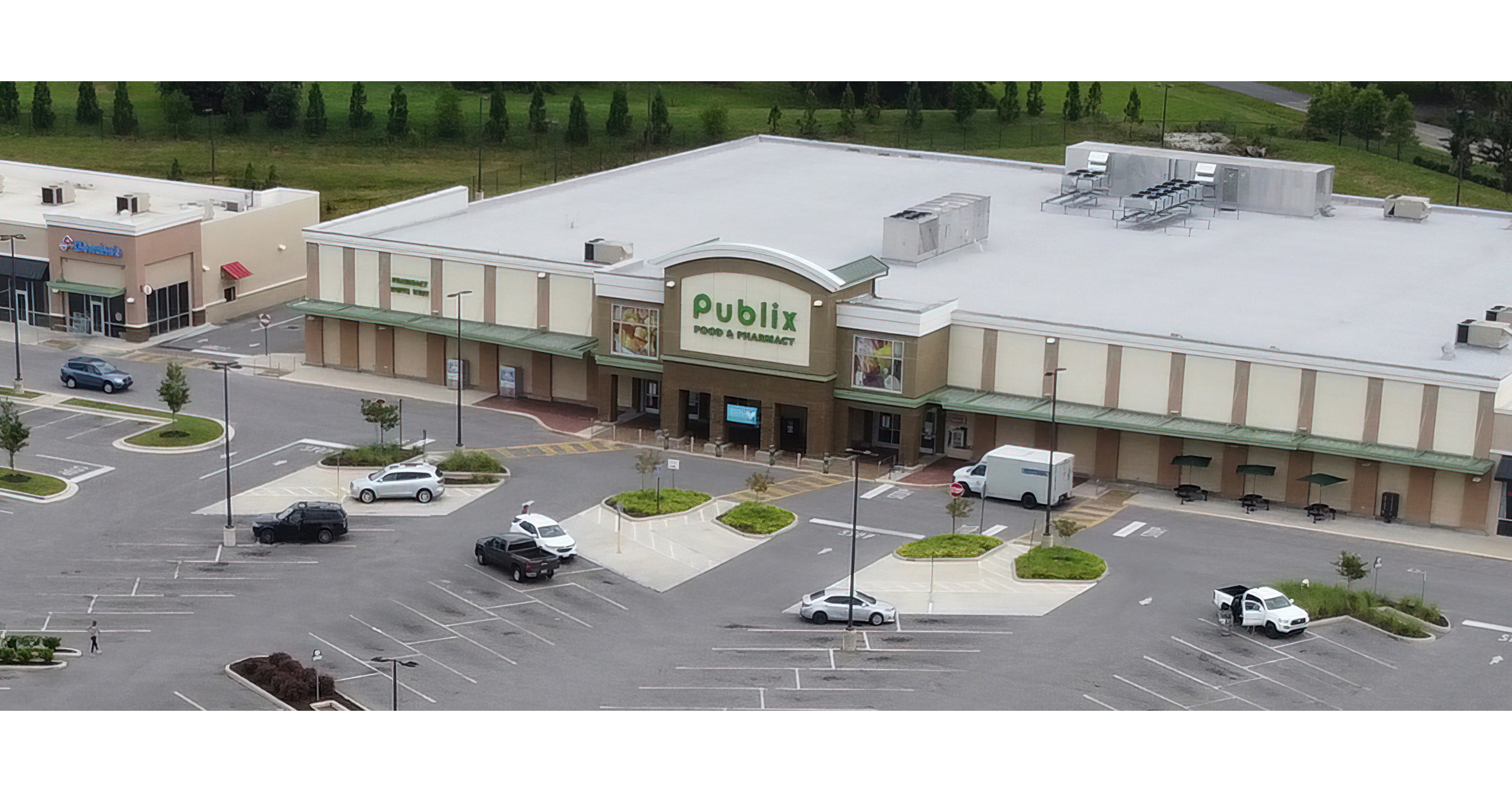 JRW Realty Helps Institutional Buyer Acquire a PublixAnchored Center