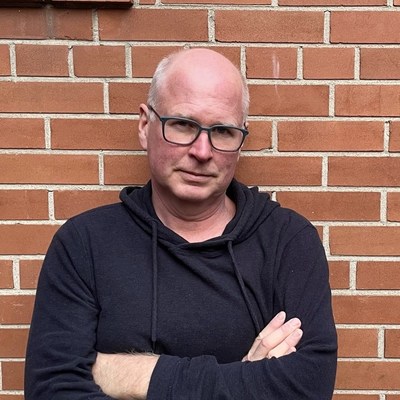 Dave Seglins, journaliste et dfenseur de la sant mentale de l'industrie (Groupe CNW/Le Forum des journalistes canadiens sur la violence et le traumatisme)