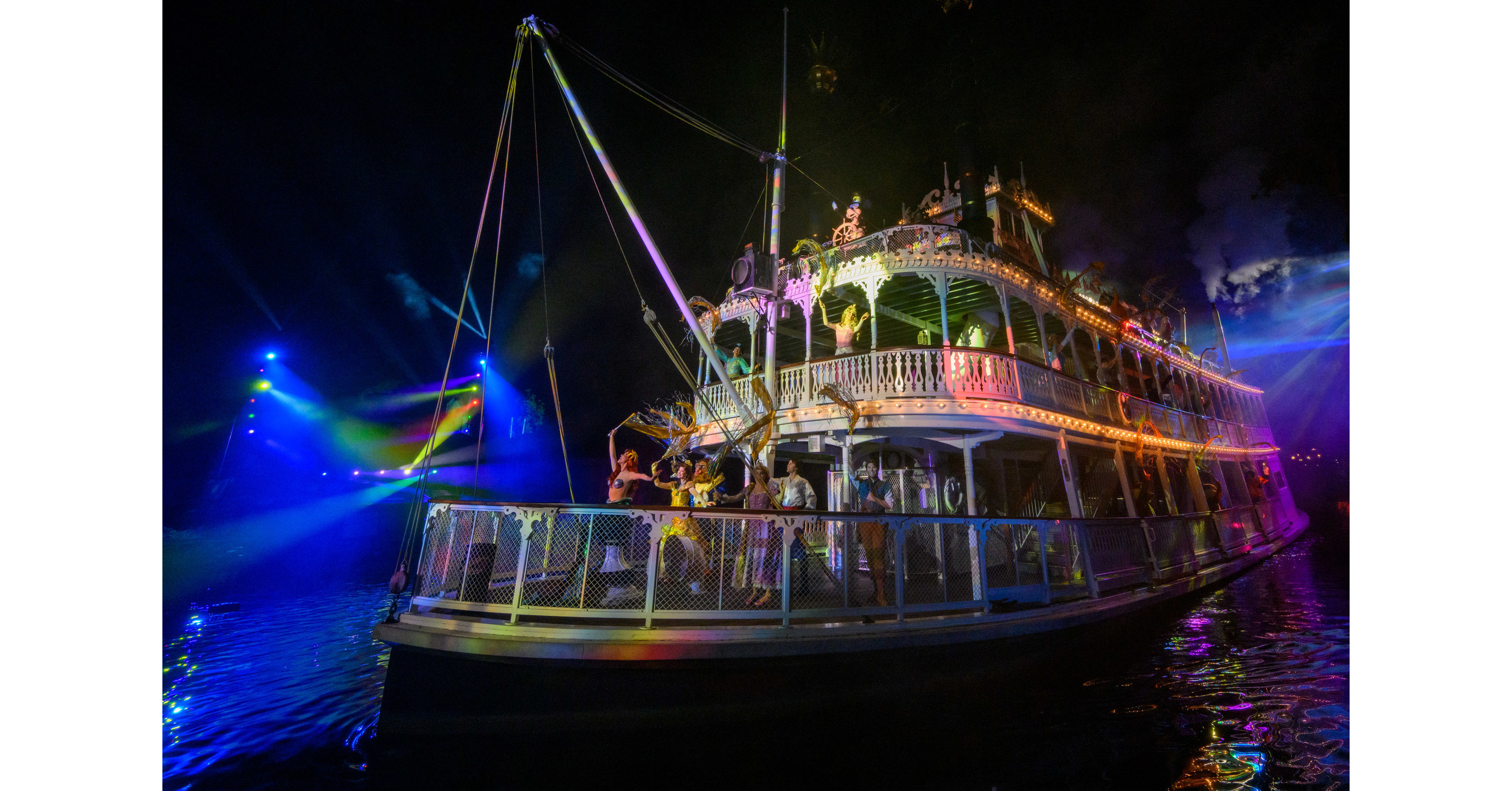 Disneyland Resort Offers Spectacular Summer Fun with Return of 'Fantasmic!,' 'Tale of the Lion King' and more - Vimarsana News