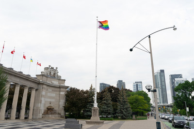 The Progress Flag flying at the iconic Princes' Gates | Photo Credit: Adam Freeman for Exhibition Place (CNW Group/Exhibition Place)