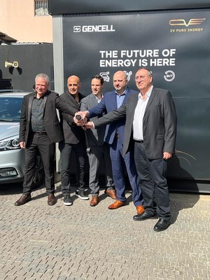 GenCell’s CEO Rami Reshef and CBDO Gil Shavit join EV Motors Chairman Ohad Seligmann, partner and owner Edward Doron and CEO Sefi Dayan at the launch ceremony of their joint autonomous off-grid EV charging solutions.