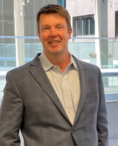 Patrick McNamara, a Certified Financial PlannerTM and Senior Vice President of Boston's Claro Advisors, has launched a new website, www.structurednotes.com,, to help investors protect and enhance their investment portfolio returns, especially during market declines.