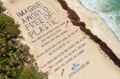 Para el Día Mundial de los Océanos, Corona presenta obras en todo el mundo fabricadas con plástico recuperado de los océanos para demostrar su huella de plástico con emisiones netas cero. (PRNewsfoto/Corona)