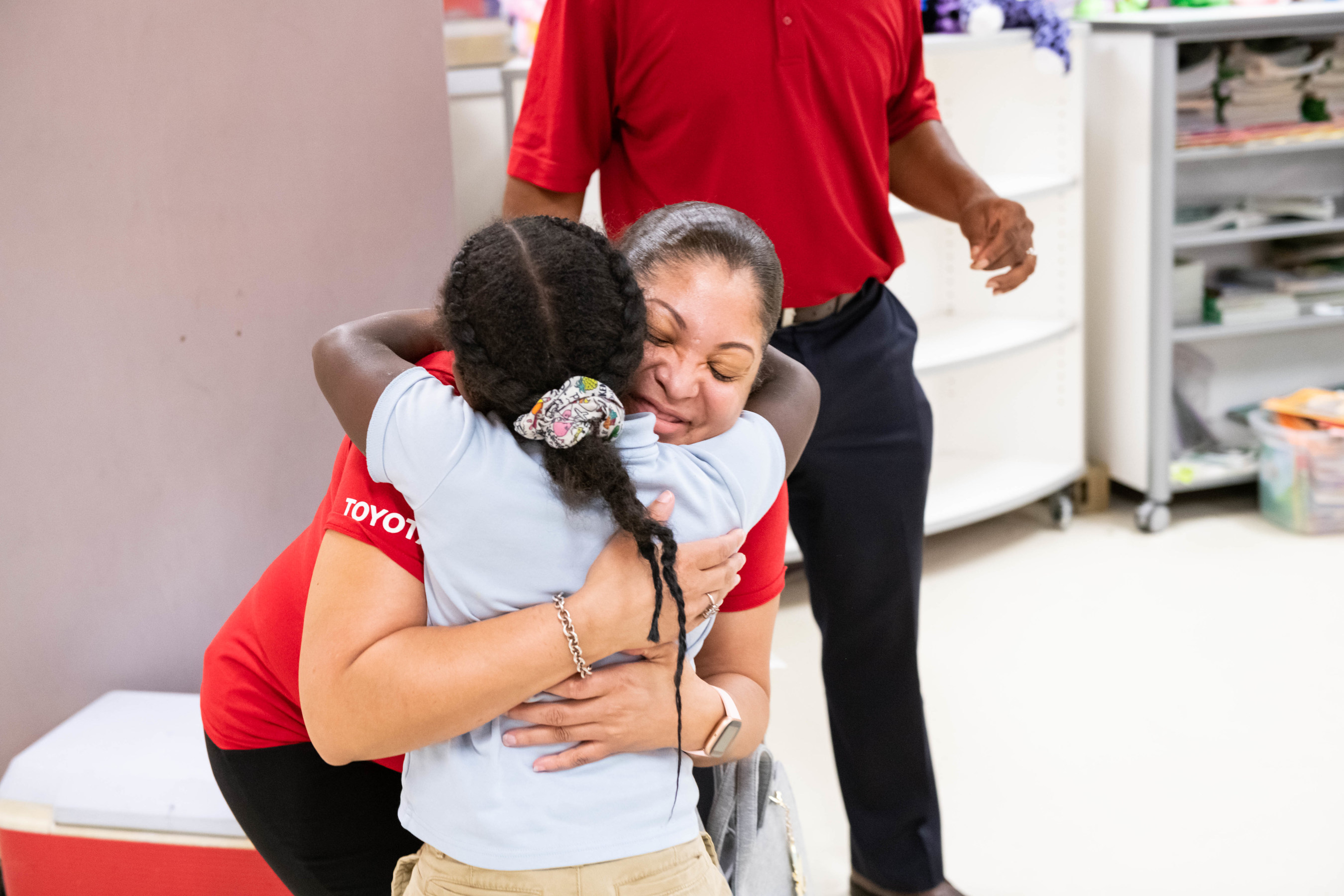 Unable to view the image, Please provide a valid URL.