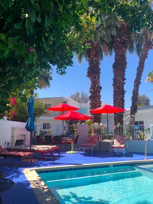 KAYAK Recognizes Inn at Palm Springs with 2022 Travel Award