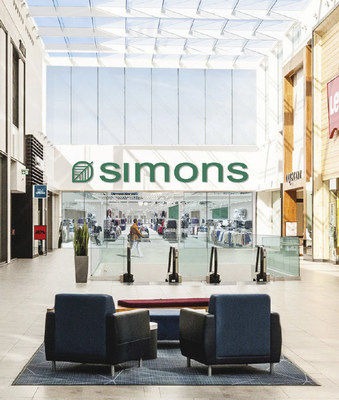 New store in the Halifax Shopping Centre (CNW Group/La Maison Simons)