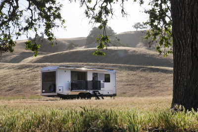 The game-changing integrated water from air system allows owners to stay off-grid longer than ever before.