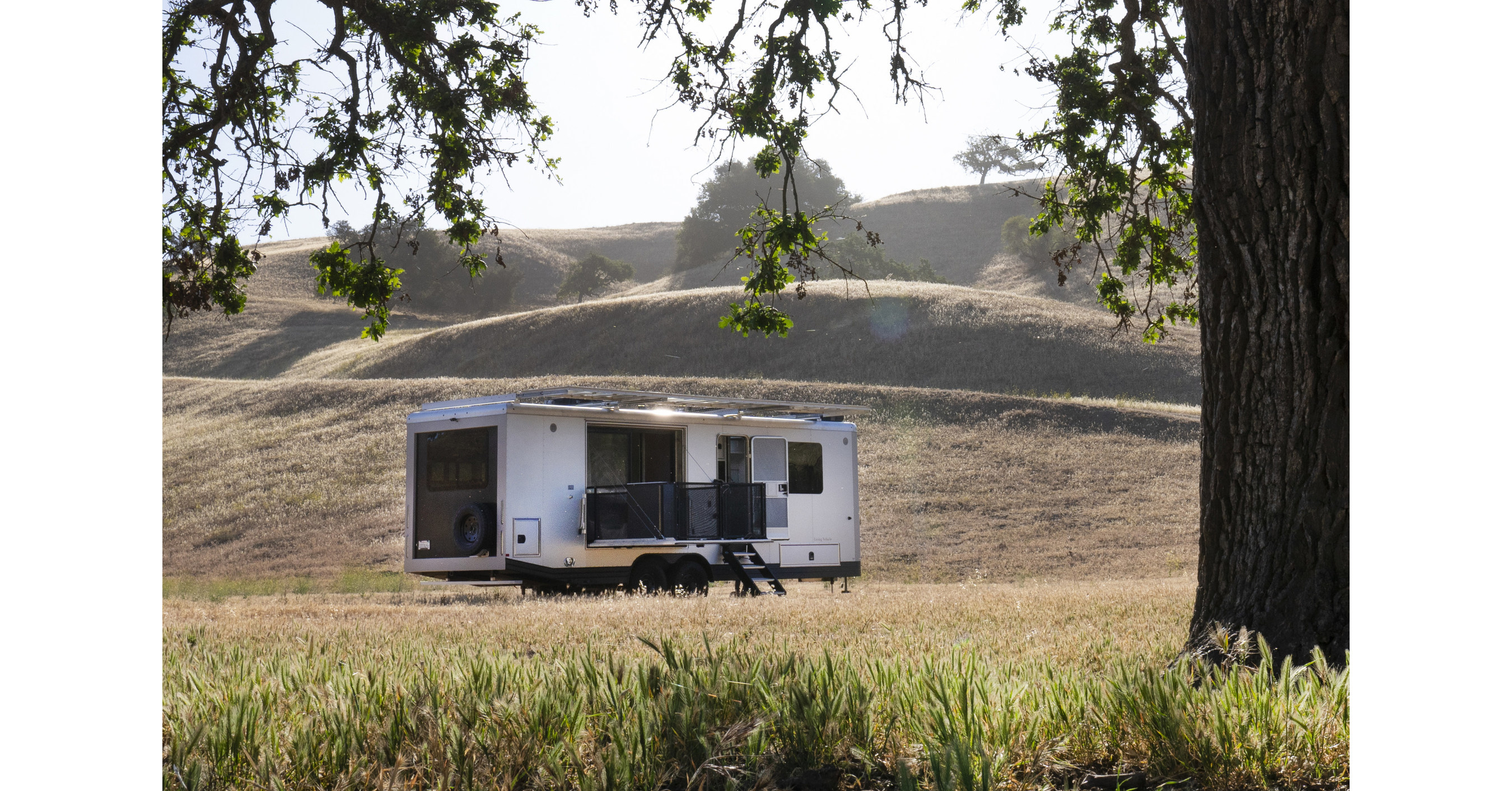 2023 Living Vehicle Luxury RV Trailer Can Make Its Own Water