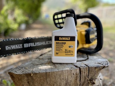 DEWALT's new high-performance, bio-based formula is made from North American-grown plant oils contributing to lower pollution output than conventional petroleum products.