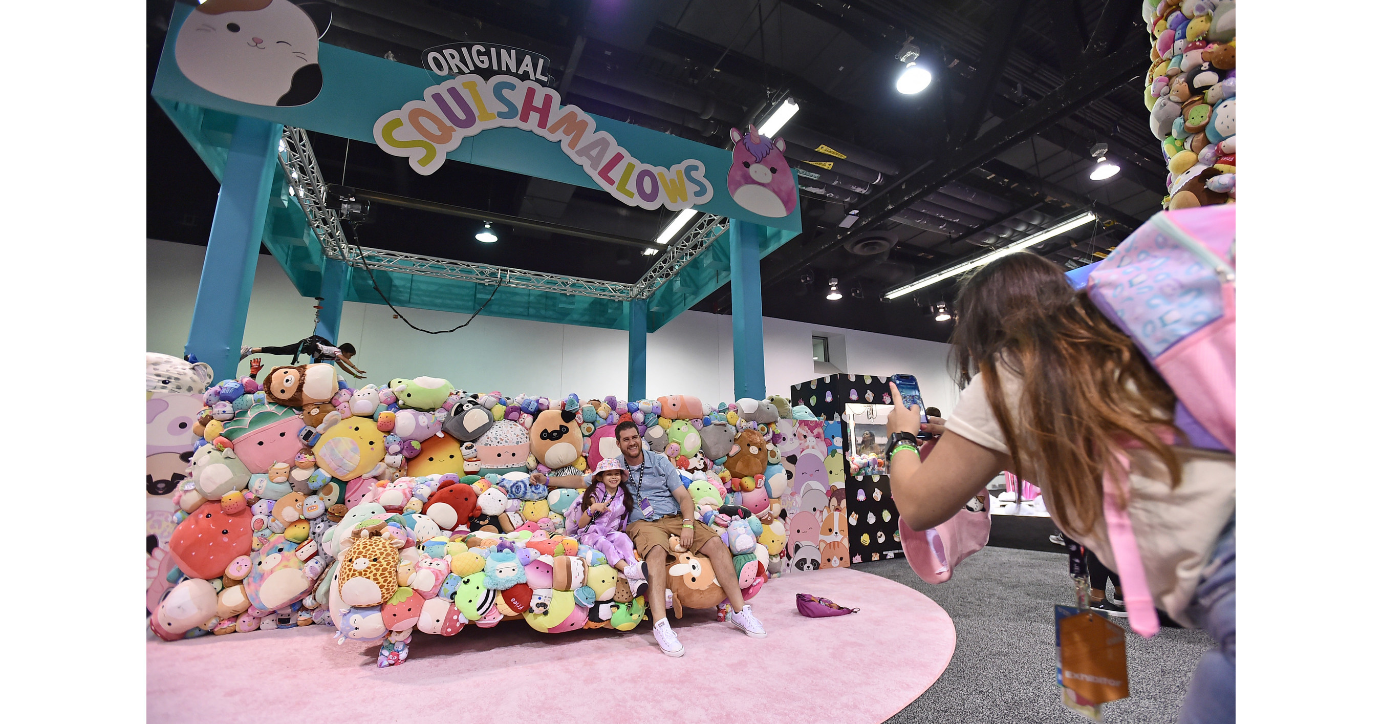 JAZWARES INVITES FANS TO "SQUISH INTO" VIDCON U.S. WITH FIRSTEVER LIFE