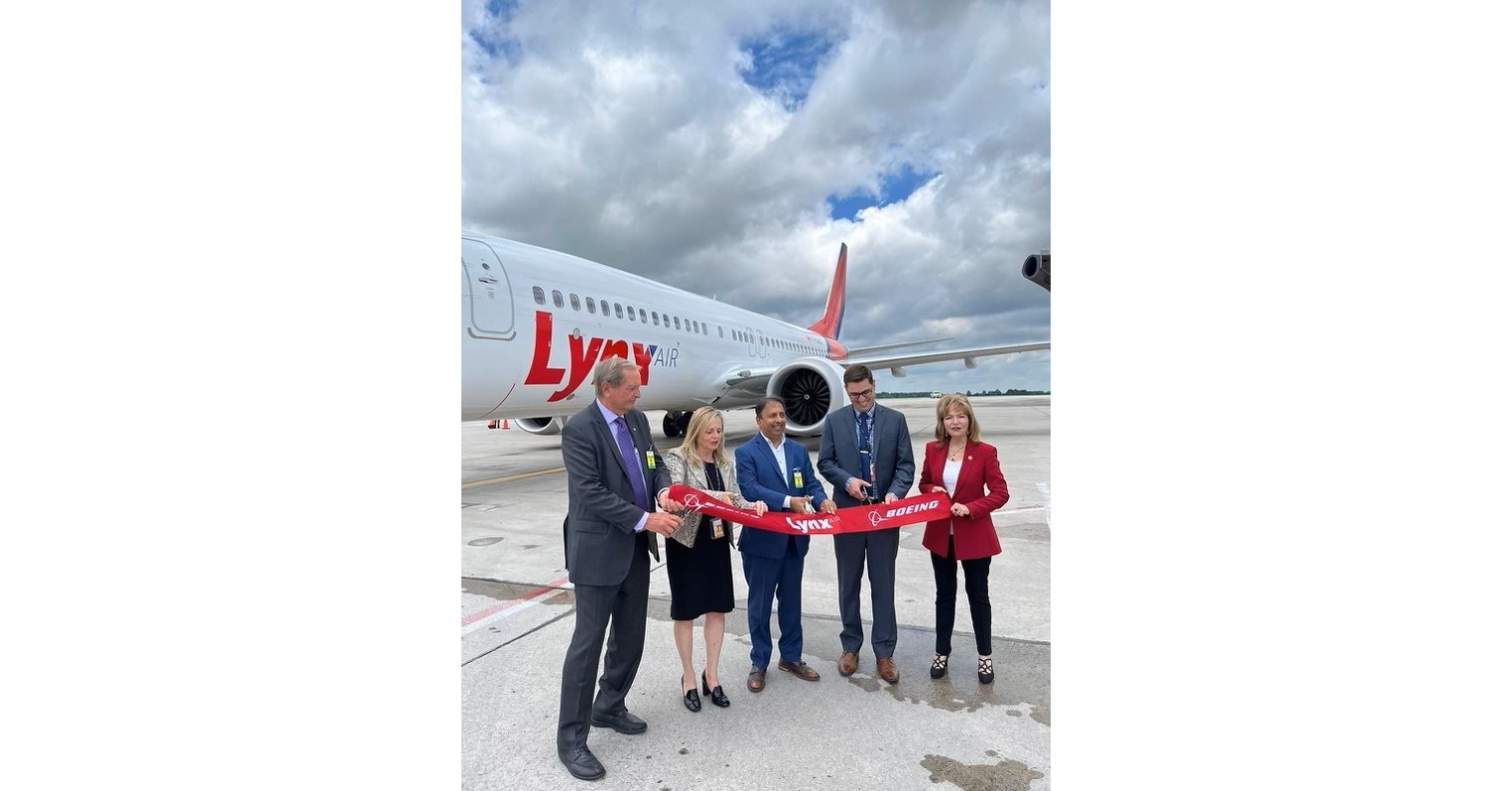 Lynx Air's inaugural flight to Las Vegas takes off from
