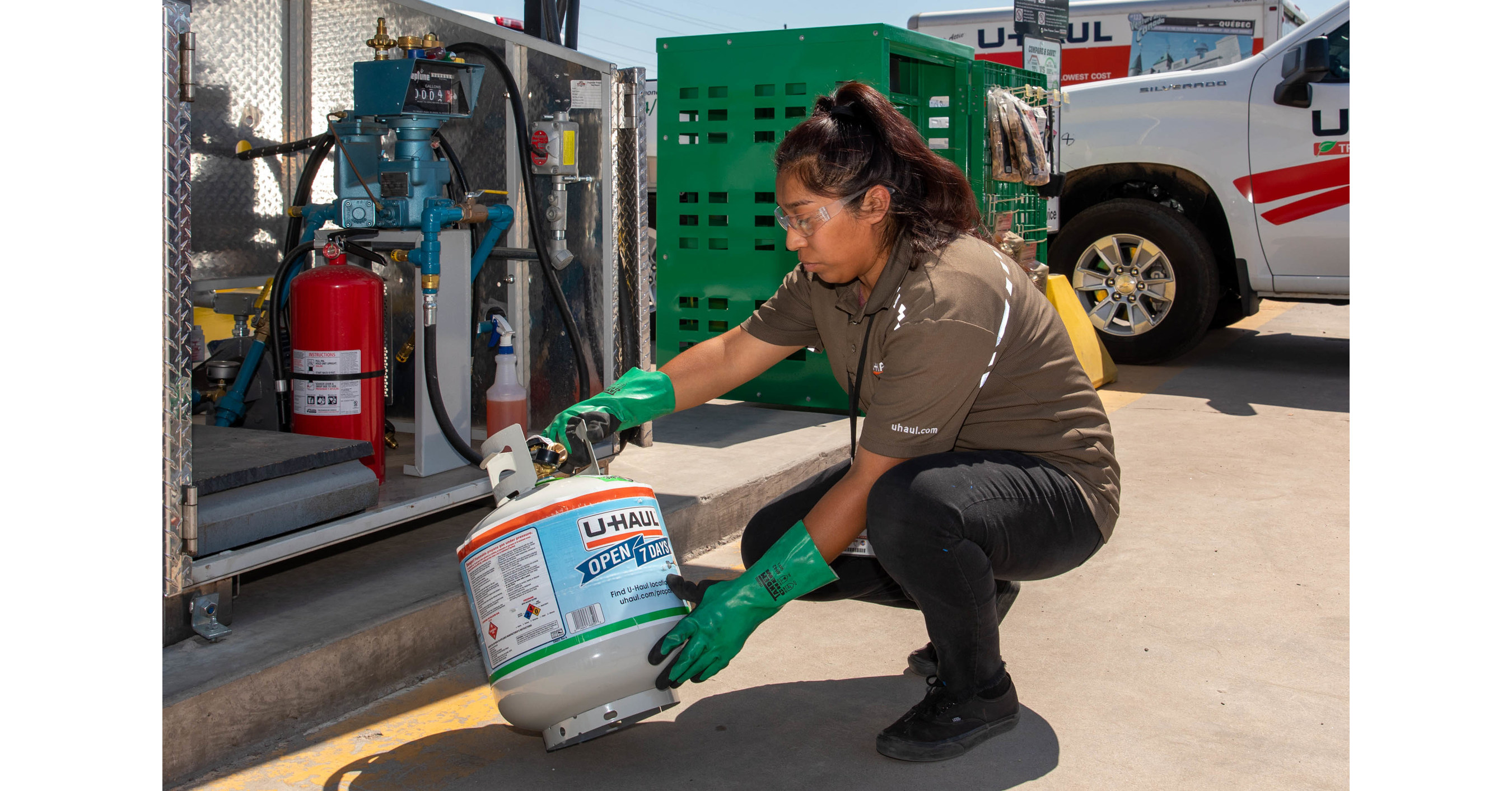 UHaul Giving Free Propane Tank Safety Inspections before July 4 Cookouts
