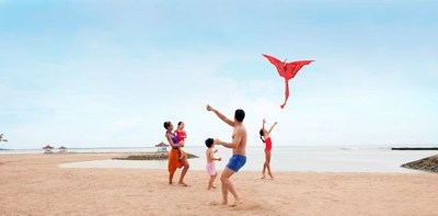 Tourists are having a great time at Club Med Bali. (PRNewsfoto/Fosun)