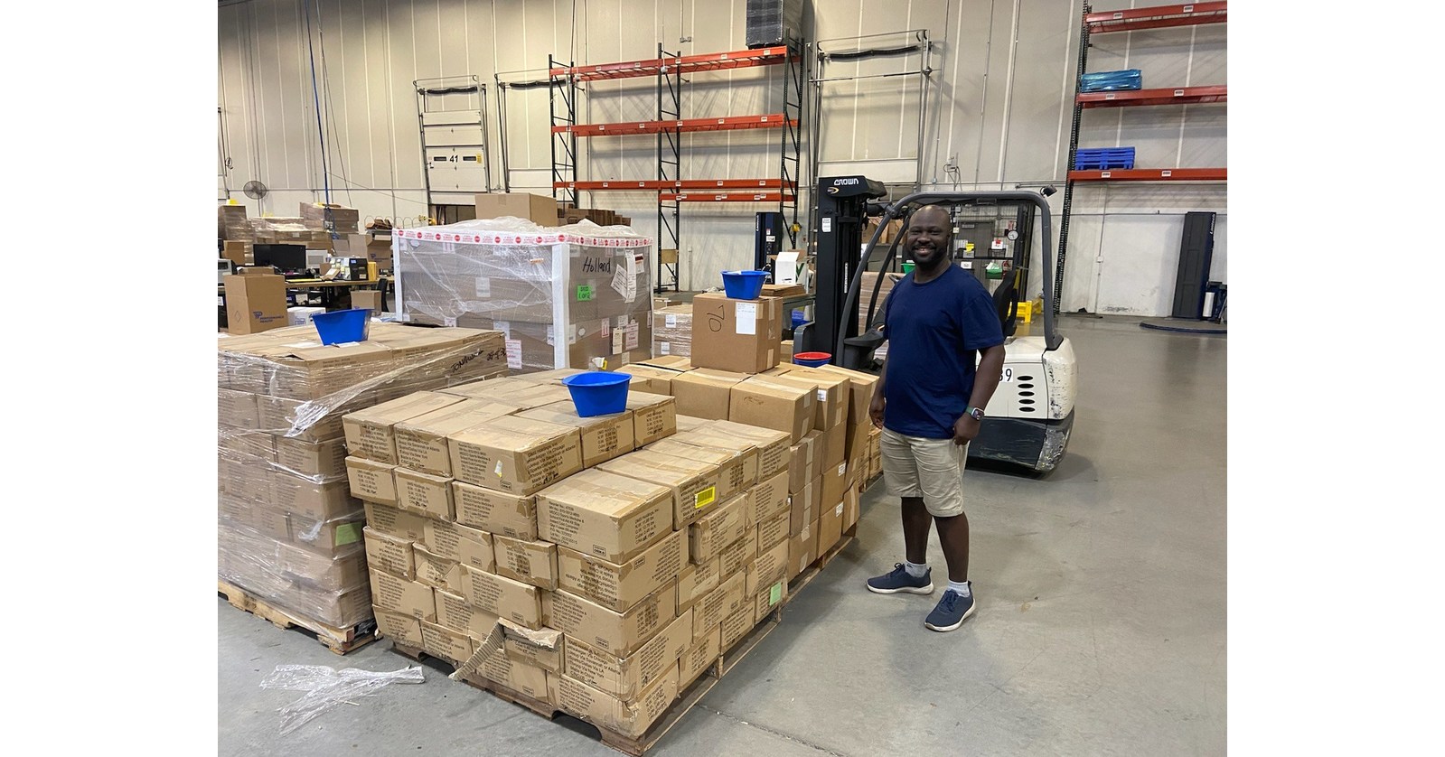 PERFORMANCE HEALTH DONATES 4 TRUCKLOADS OF MEDICAL SUPPLIES TO UKRAINE