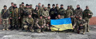 Zaal pictured with Ukrainian troop.