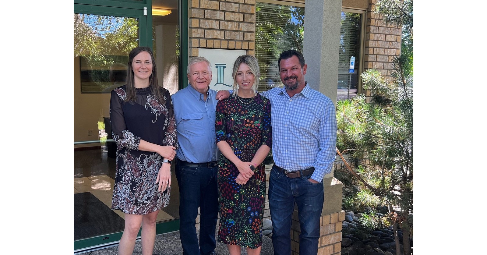 Dakota Wealth Management to Acquire Loveless Wealth Management