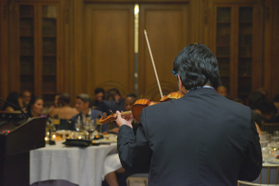 Violinist Jesus Saenz performing Frank SInatra's "New York, New York" at the 2022 Business Elite's "40 Under 40" Gala Dinner at the historic luxurious "St. Regis New York" Hotel in Manhattan, New York.