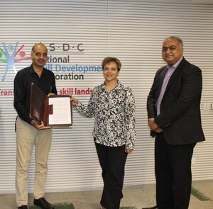 NSDC, Auxilo Finserve collaborate to support funding for skilling &amp; vocational courses; Aim to create portfolio of INR 1,000 crore over next 3 years