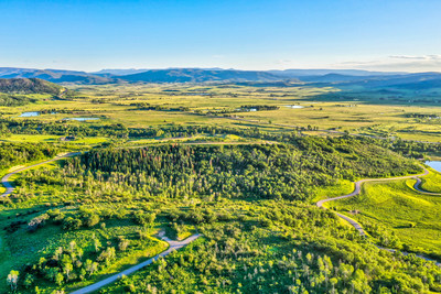 Alpine Mountain Ranch & Club is a 1216-acre luxury ranch community in Steamboat Springs, Colo. conveniently located only a five minute drive from the Steamboat ski resort.