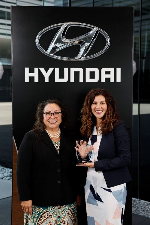 Martha Madrid (l), Associate Director of Project Youth Orange County Bar Foundation (OCBF) and Kristin Gomez (r), senior group manager, regulatory compliance and eco-mobility of Hyundai Motor North America