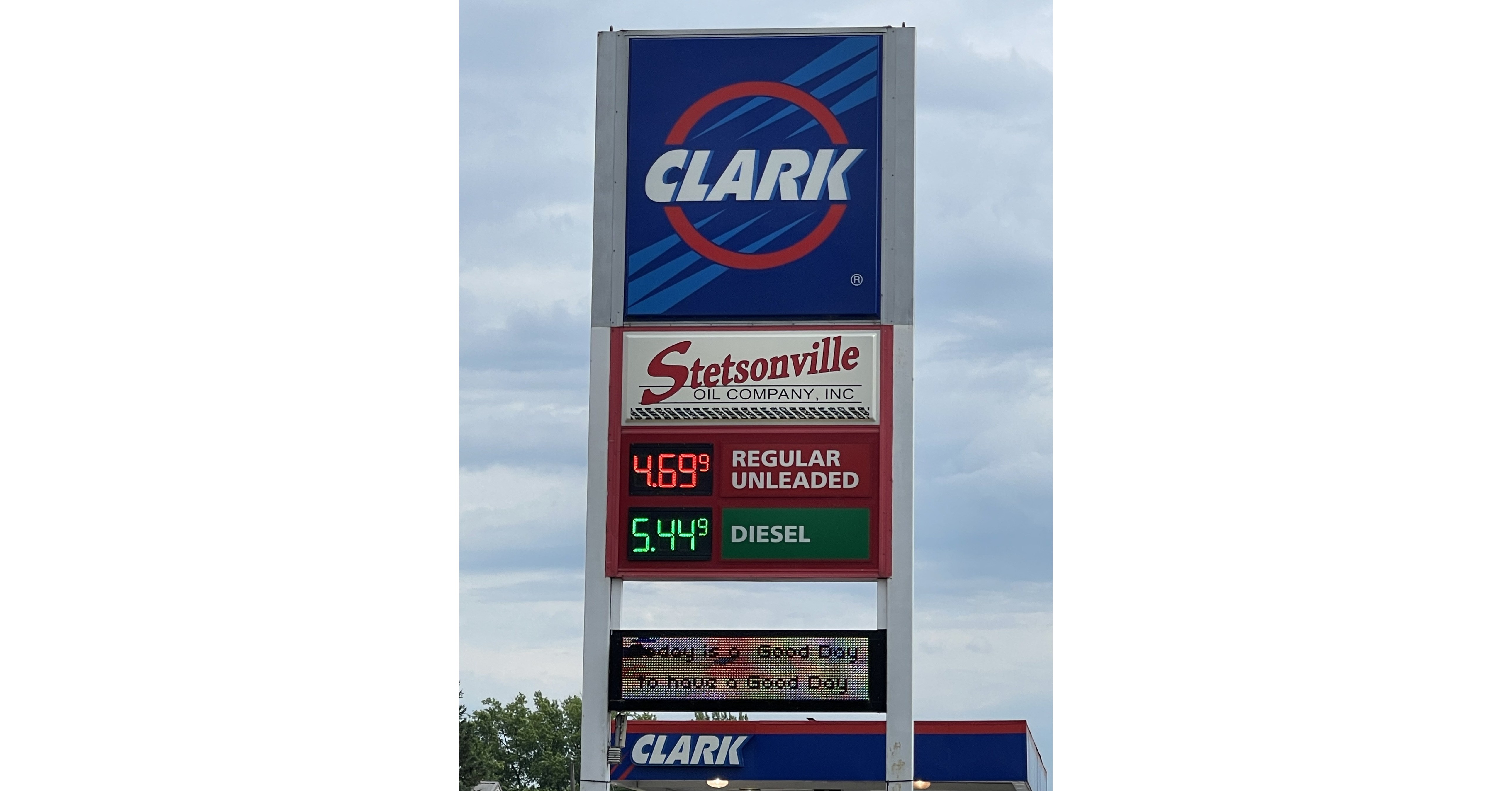 Medford Cooperative Stetsonville Oil to the Family