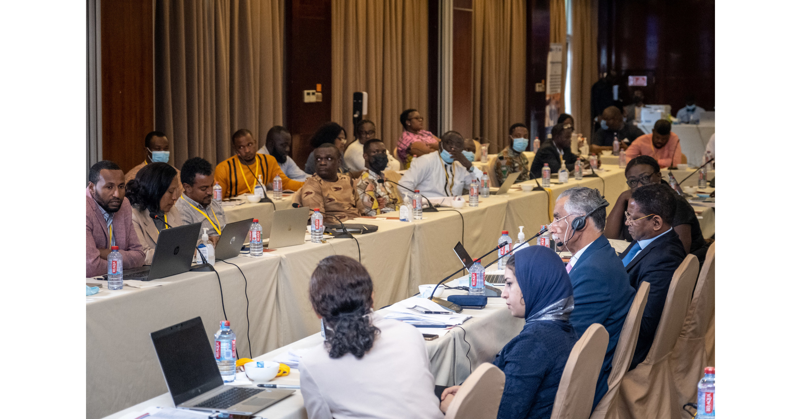 unesco-huawei-technology-enabled-open-schools-for-all-project-progress-reviewed-in-cross-country-seminar